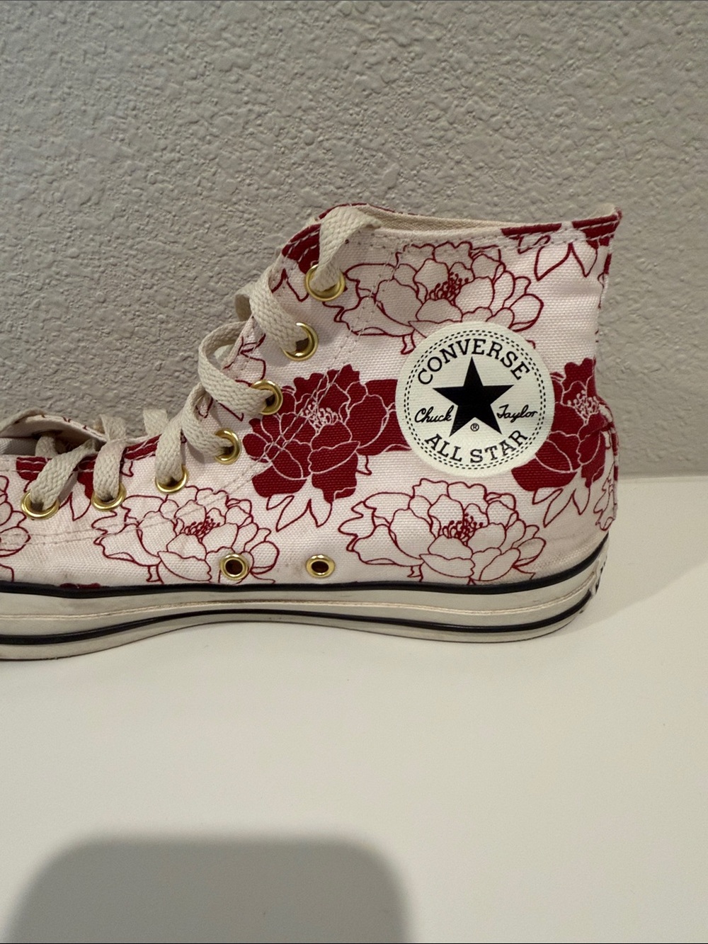 Converse High Top Sneakers - pattern only available in Japan - Picture 9 of 11